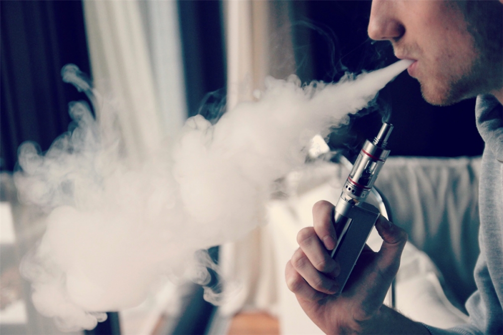 Vape thuốc lá điện tử